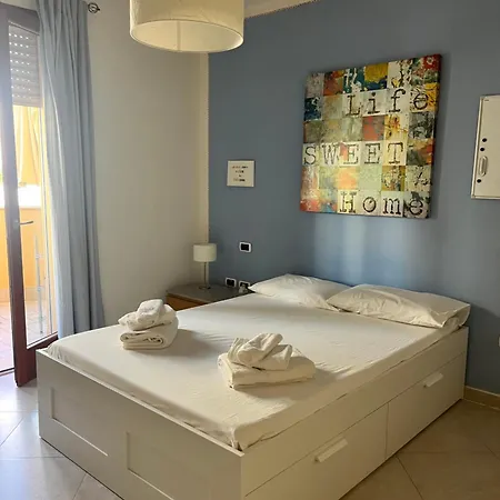 A Due Passi Dal Mare