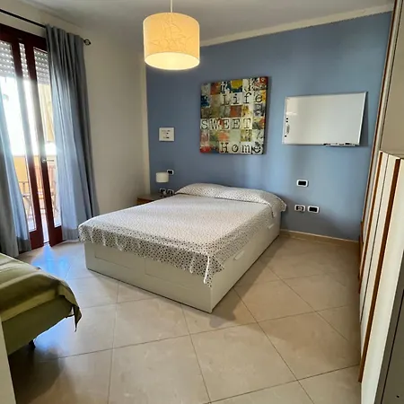 A Due Passi Dal Mare Konukevi